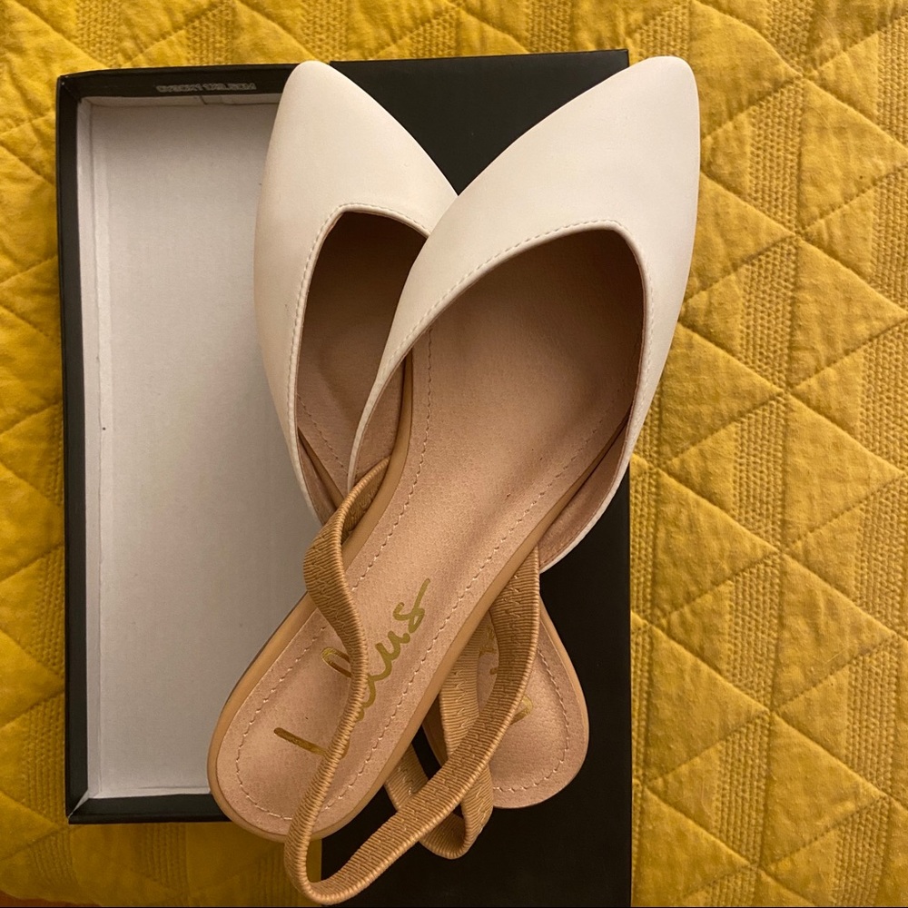 Lulus White & Nude Slingback Flats NWT